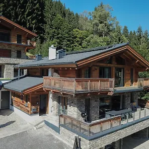 Glemmerl Mountain Lodge, Hinterglemm Chalet