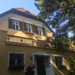 https://exquisites-gartenapartment-in-eleganter-jugendstilvilla.vienna-besthotels.com